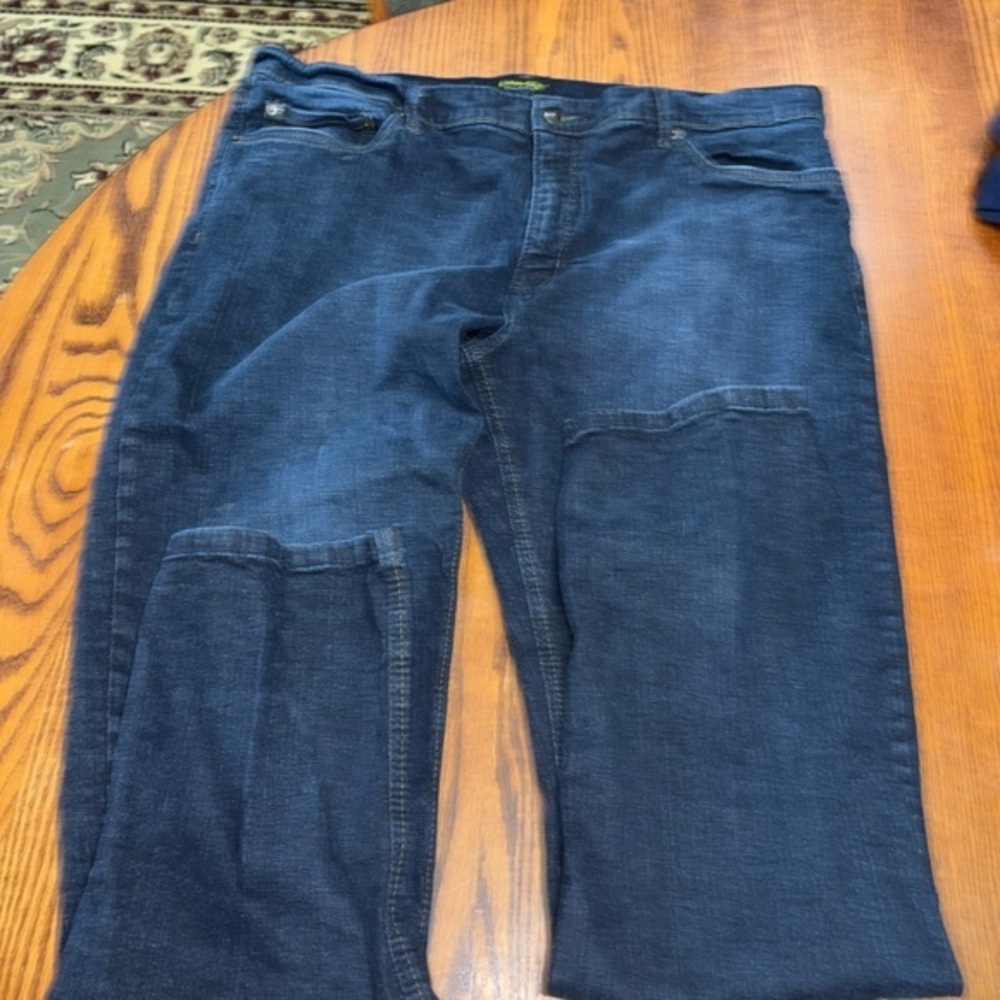 LIKE NEW URBAN STAR MENS JEANS SIZE 42X34.